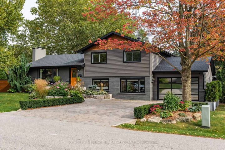 Photo 2 at 600 Deborah Crescent, LaSalle, Burlington