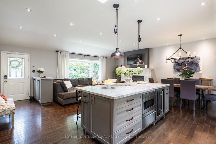 Photo 12 at 600 Deborah Crescent, LaSalle, Burlington