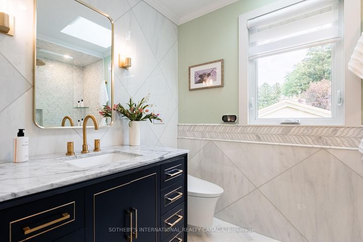 Photo 15 at 600 Deborah Crescent, LaSalle, Burlington