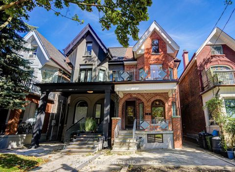 Photo 1 at 431 Manning Avenue, Little Italy, Toronto