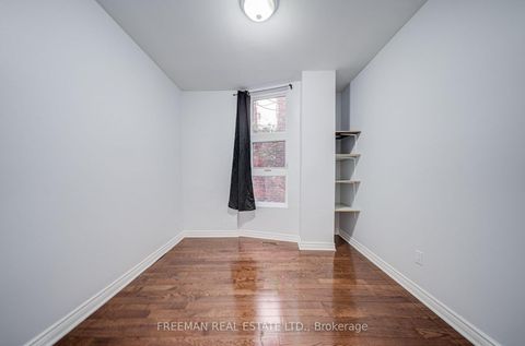 Photo 8 at 431 Manning Avenue, Little Italy, Toronto