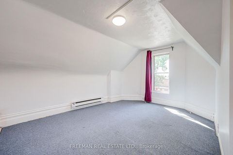 Photo 29 at 431 Manning Avenue, Little Italy, Toronto