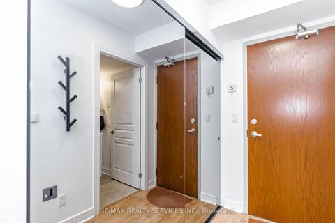 Photo 12 at 208 - 19 Avondale Avenue, Willowdale East, Toronto