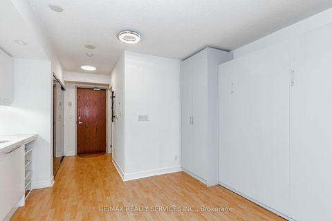 Photo 21 at 208 - 19 Avondale Avenue, Willowdale East, Toronto