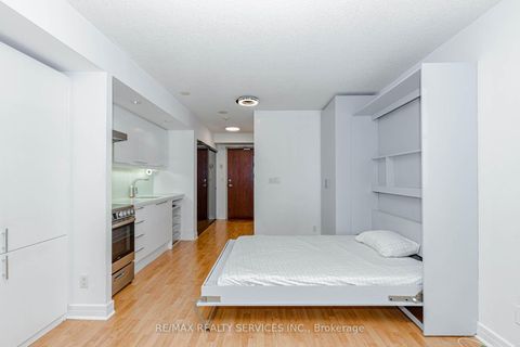 Photo 24 at 208 - 19 Avondale Avenue, Willowdale East, Toronto