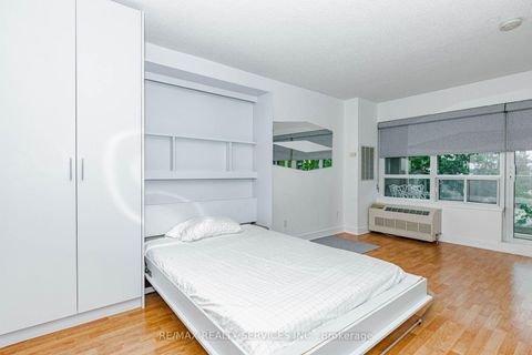 Photo 25 at 208 - 19 Avondale Avenue, Willowdale East, Toronto