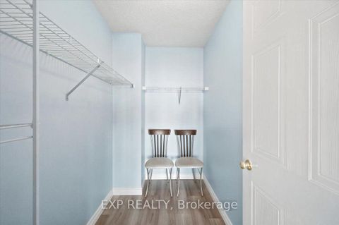 Photo 24 at 1927 - 3 Greystone Walk Drive N, Kennedy Park, Toronto