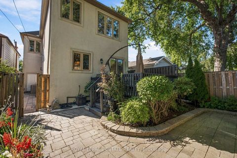 Photo 35 at 109 Lillington Avenue, Cliffside, Toronto