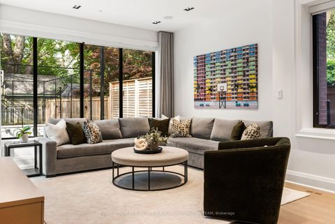 Photo 14 at 12 Millbank Avenue, Forest Hill South, Toronto