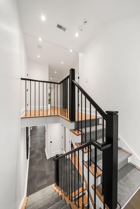 Photo 17 at 12 Millbank Avenue, Forest Hill South, Toronto