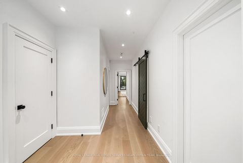 Photo 19 at 12 Millbank Avenue, Forest Hill South, Toronto