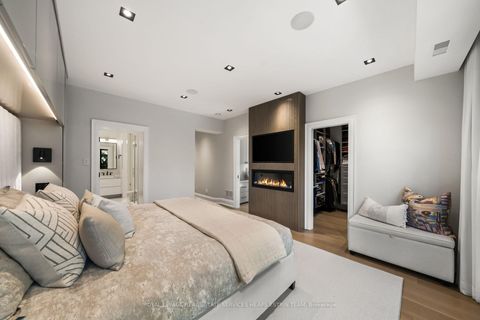 Photo 21 at 12 Millbank Avenue, Forest Hill South, Toronto