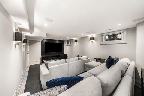 Photo 39 at 12 Millbank Avenue, Forest Hill South, Toronto