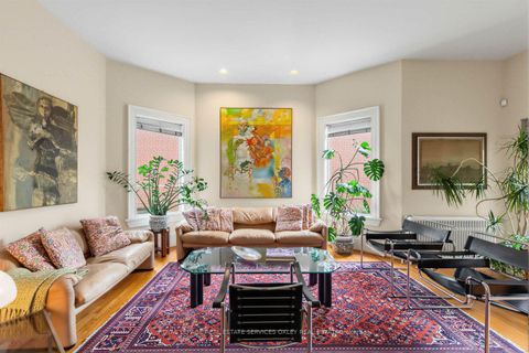 Photo 2 at 105 Roxborough Street E, Moore Park, Toronto