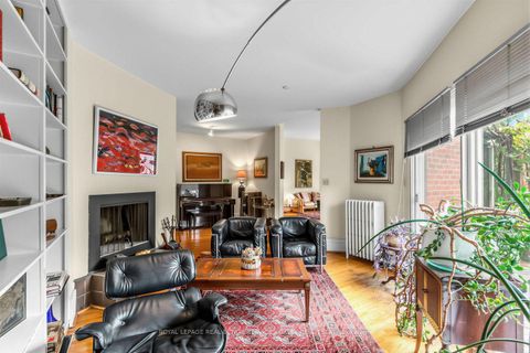 Photo 14 at 105 Roxborough Street E, Moore Park, Toronto