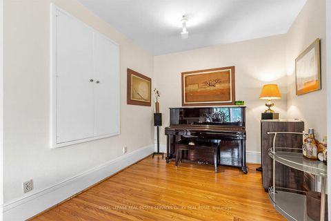 Photo 15 at 105 Roxborough Street E, Moore Park, Toronto