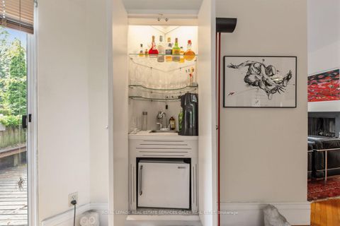 Photo 16 at 105 Roxborough Street E, Moore Park, Toronto