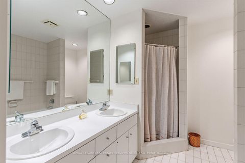Photo 22 at 105 Roxborough Street E, Moore Park, Toronto