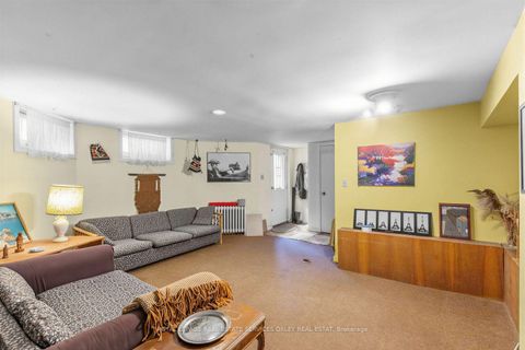 Photo 30 at 105 Roxborough Street E, Moore Park, Toronto