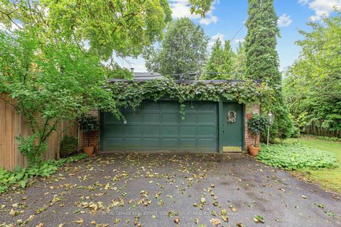 Photo 36 at 105 Roxborough Street E, Moore Park, Toronto