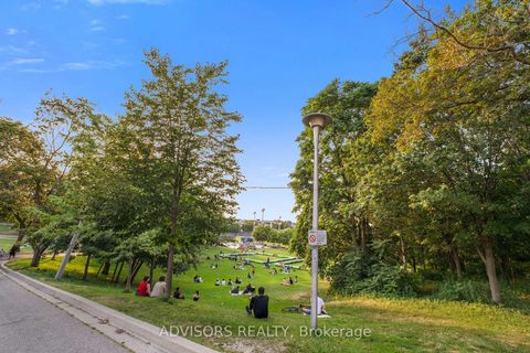 Photo 20 at 209 - 11 Christie Street, Annex, Toronto