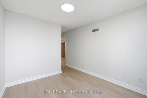 Photo 14 at 516 - 503 Beecroft Road, Willowdale West, Toronto