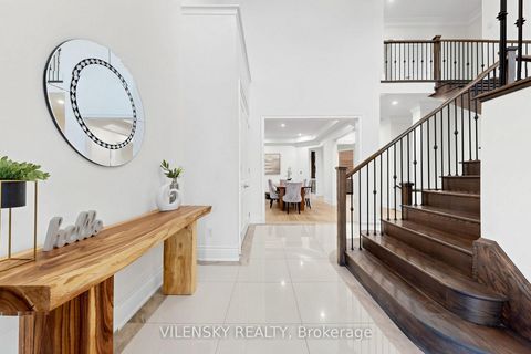 Photo 4 at 37 Scuffler Drive, Patterson, Vaughan