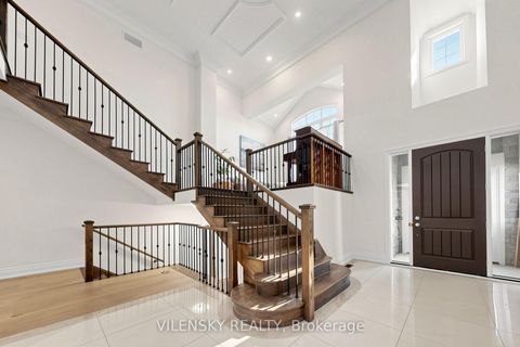Photo 5 at 37 Scuffler Drive, Patterson, Vaughan