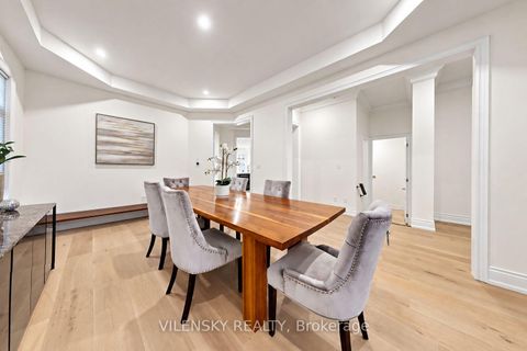 Photo 6 at 37 Scuffler Drive, Patterson, Vaughan