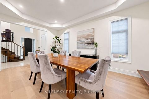 Photo 7 at 37 Scuffler Drive, Patterson, Vaughan