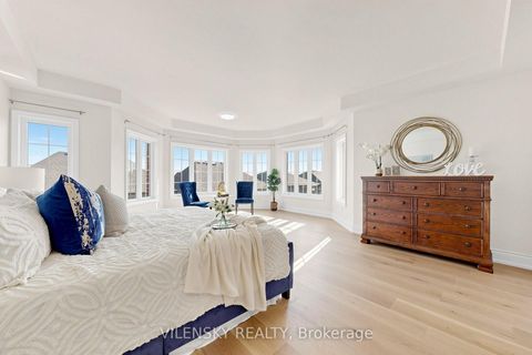 Photo 24 at 37 Scuffler Drive, Patterson, Vaughan