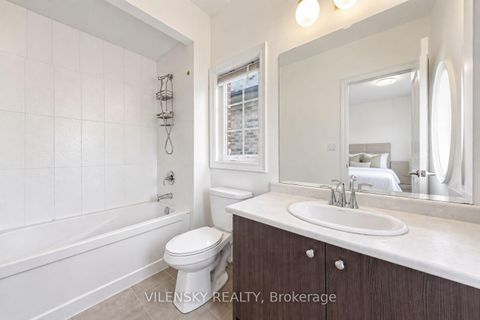 Photo 31 at 37 Scuffler Drive, Patterson, Vaughan
