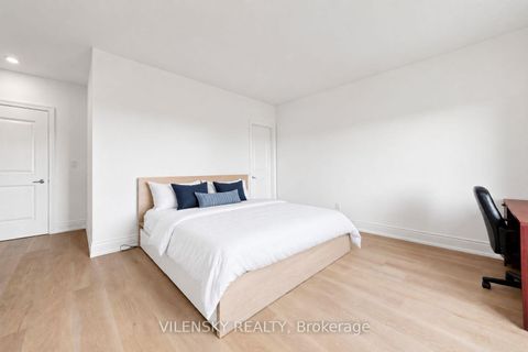 Photo 32 at 37 Scuffler Drive, Patterson, Vaughan