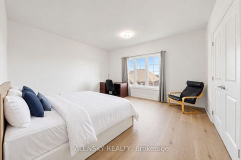 Photo 33 at 37 Scuffler Drive, Patterson, Vaughan