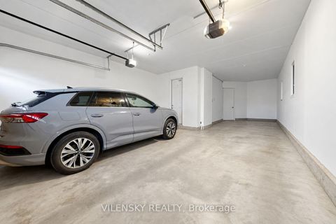 Photo 41 at 37 Scuffler Drive, Patterson, Vaughan