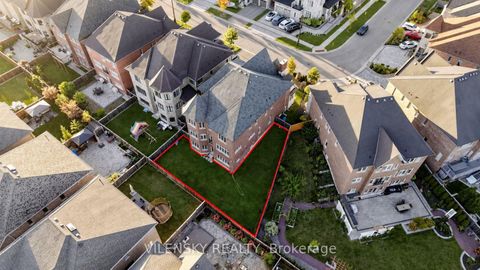 Photo 48 at 37 Scuffler Drive, Patterson, Vaughan