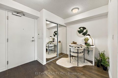 Photo 13 at 408 - 812 Lansdowne Avenue, Junction, Toronto
