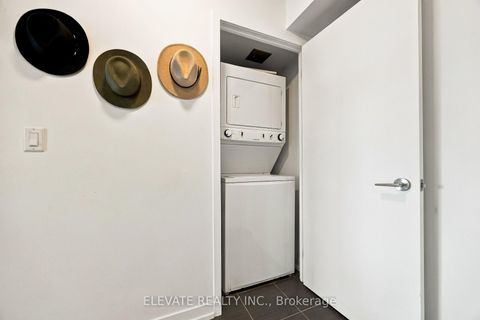 Photo 16 at 408 - 812 Lansdowne Avenue, Junction, Toronto