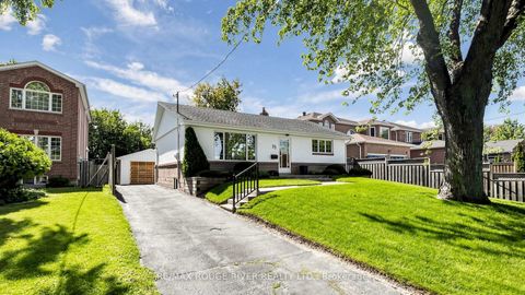 Photo 1 at 35 Southlawn Drive, L'Amoreaux, Toronto