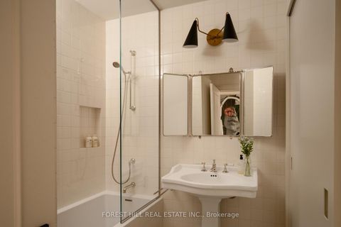 Photo 8 at 205 - 295 Davenport Road, Annex, Toronto