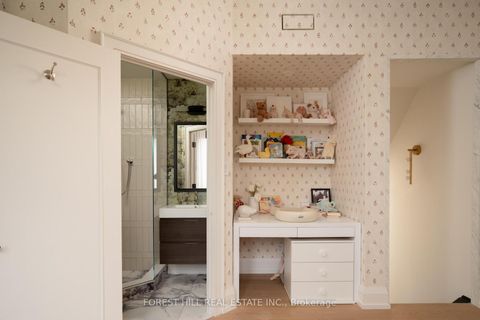 Photo 15 at 205 - 295 Davenport Road, Annex, Toronto