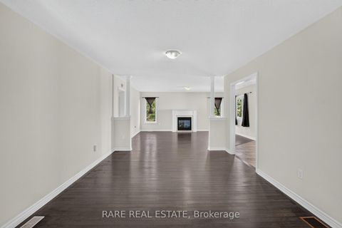 Photo 8 at 198 Red Oak Trail, Stayner, Clearview