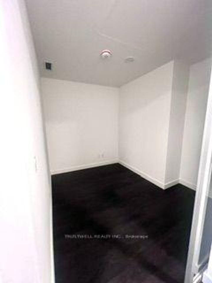 Photo 9 at 251 - 68 Esther Shiner Boulevard, Bayview Village, Toronto