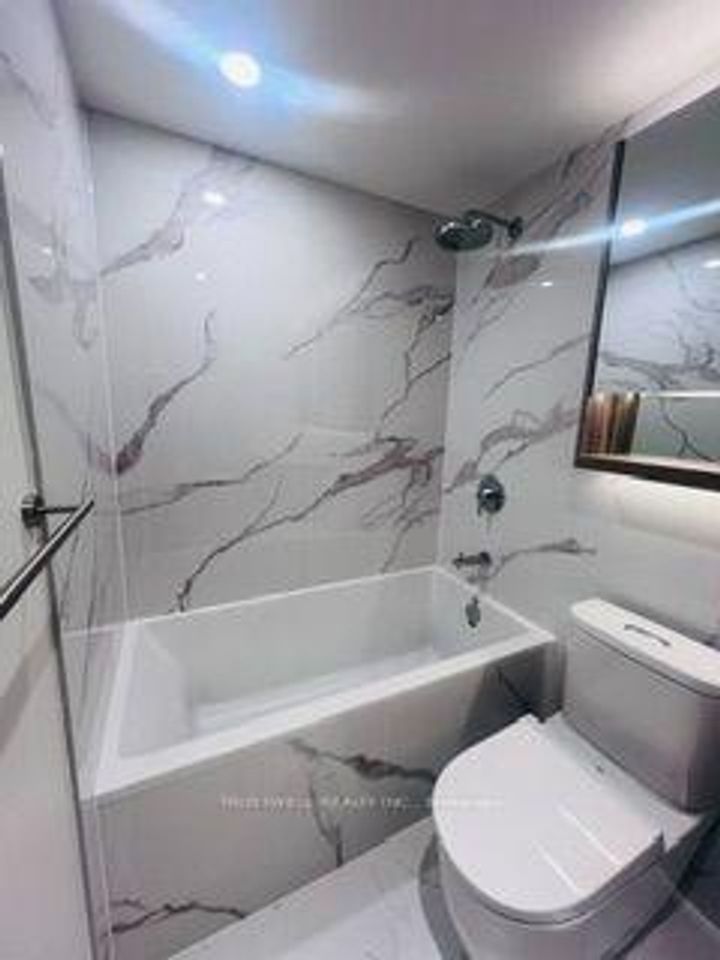 Photo 12 at 251 - 68 Esther Shiner Boulevard, Bayview Village, Toronto