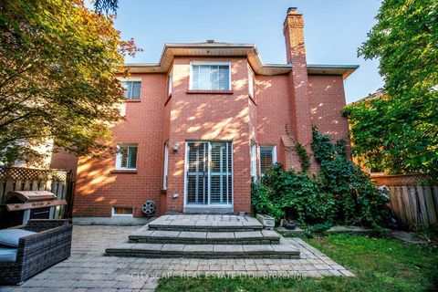 Photo 36 at 112 Mulholland Drive, Beverley Glen, Vaughan