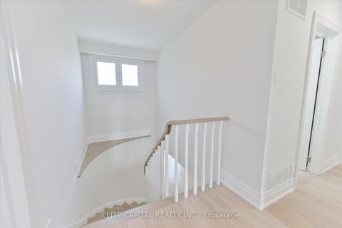 Photo 24 at 20 Raymore Drive, Humber Heights, Toronto