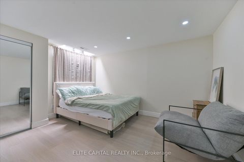 Photo 37 at 20 Raymore Drive, Humber Heights, Toronto