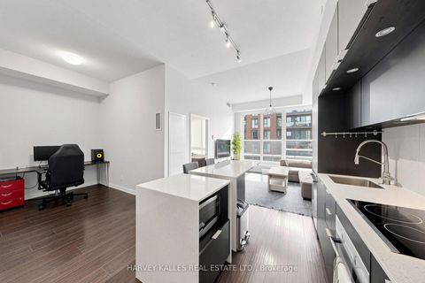 Photo 10 at 419 - 55 Regent Park Boulevard, Regent Park, Toronto