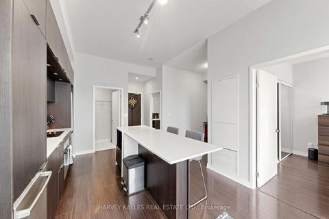 Photo 11 at 419 - 55 Regent Park Boulevard, Regent Park, Toronto