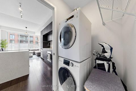 Photo 20 at 419 - 55 Regent Park Boulevard, Regent Park, Toronto